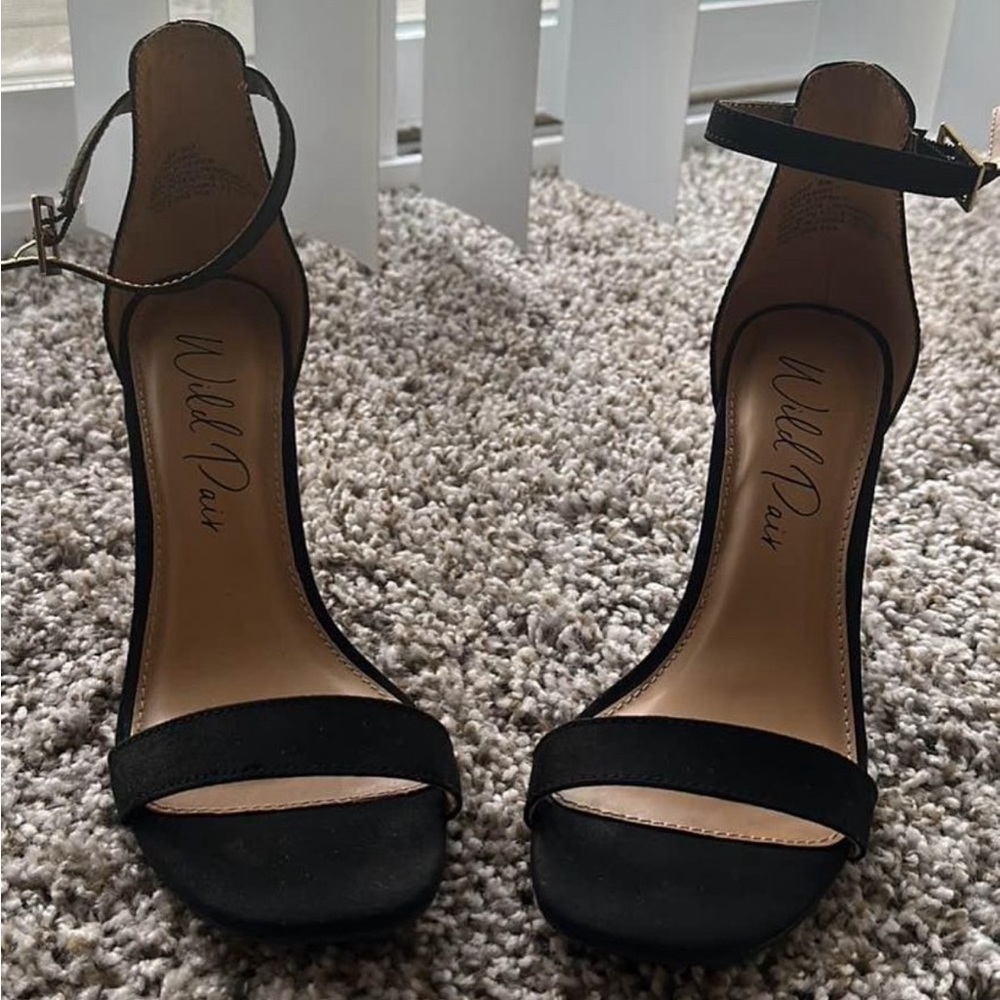 Women's Black High Heels Size 7